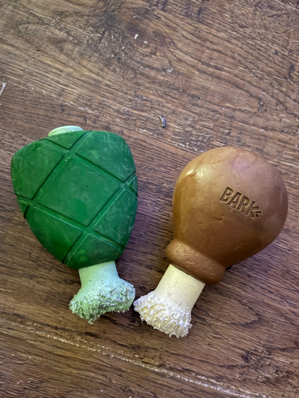 BARK Box Super Chewer - Turkey Leg and Green Ham Bone L Nylon Dog Toys